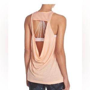 ALO Yoga Vapor Tank. Light orange size Med